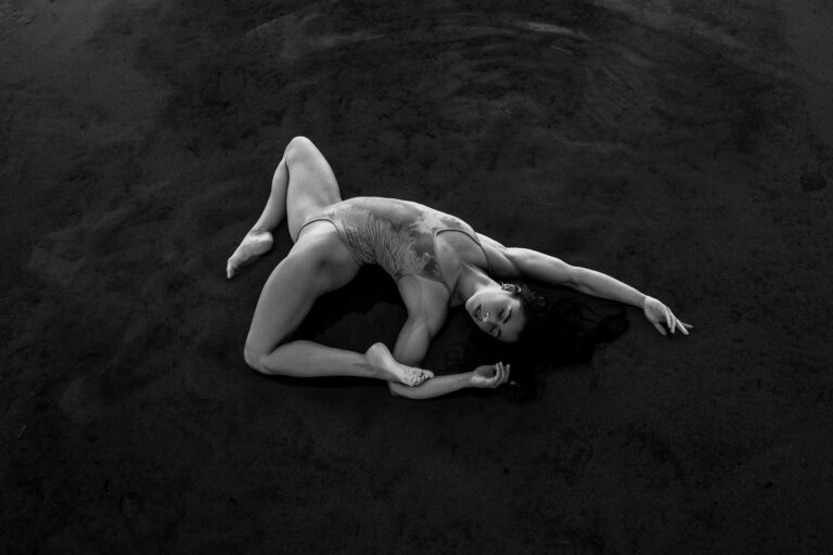 gymnist flexible calesthenics boudoir fitness